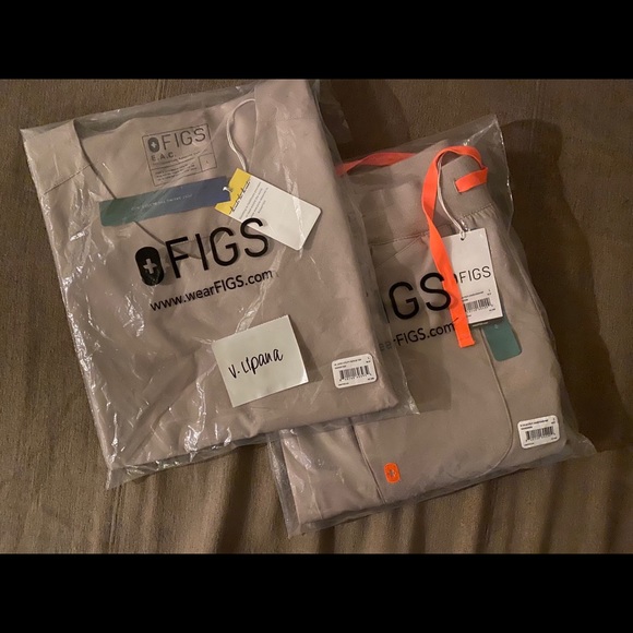 BNWT Figs Lekei Callao Joggers Set Boulder Large - Picture 2 of 5